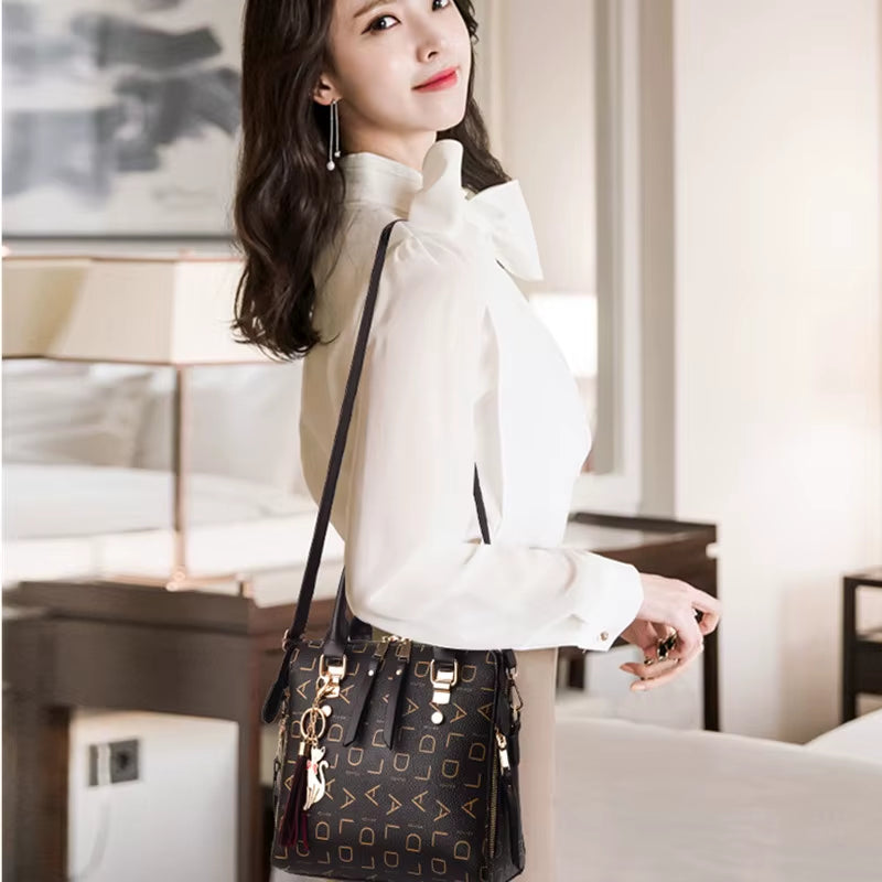 Luxurious Design Small Soft Leather Shoulder Bag